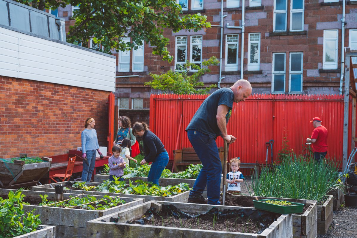 corinnewatson47's tweet photo. In response to Members concerns about climate change, @coopuk are partnering with the UK's largest nature charities. Nature Neighbourhoods helps communities tackle the climate crisis at a local level, creating people-powered plans for nature 🍃 Learn more: https://t.co/M24dNqGIFw https://t.co/zniWo8J76X