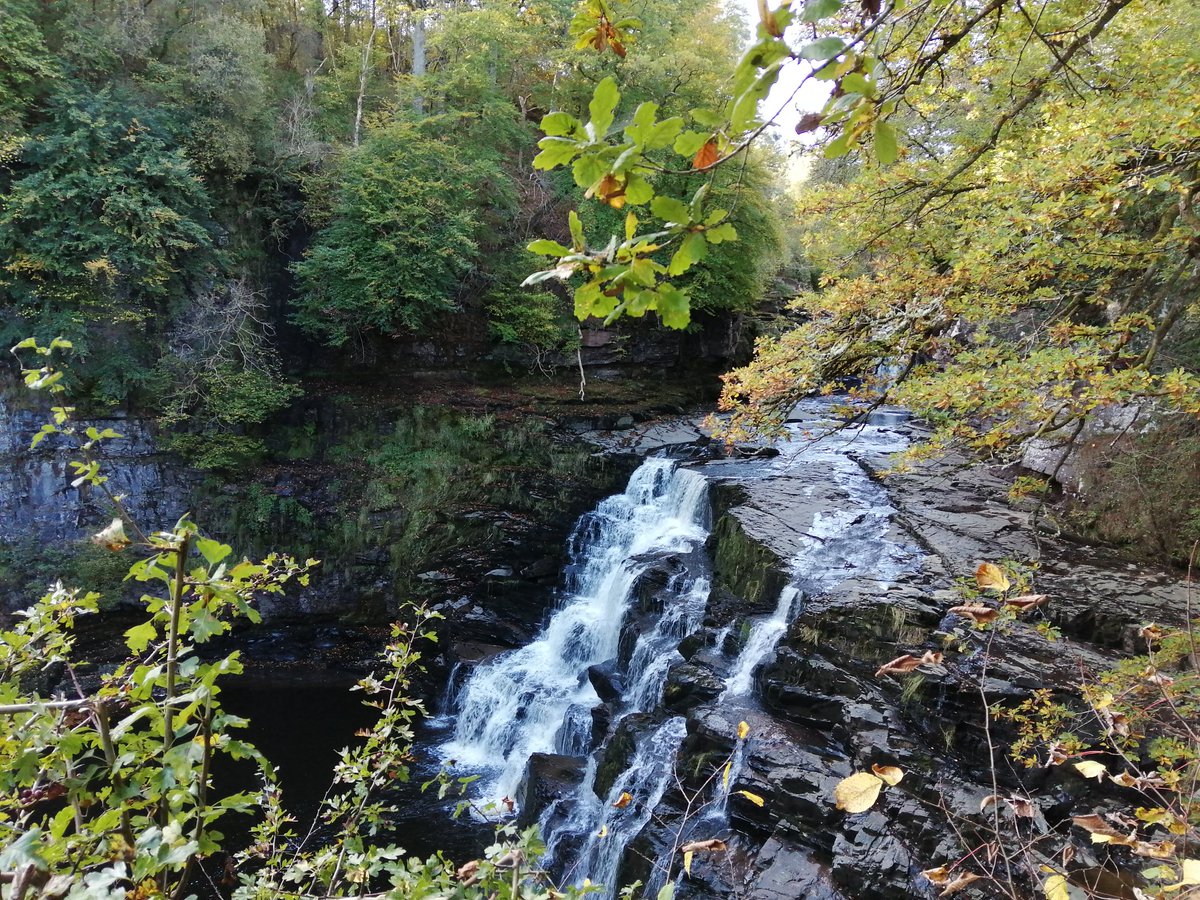 AlastairForbes's tweet photo. This week's walk: #NewLanark and the Falls of Clyde. https://t.co/CXA2KnIfth