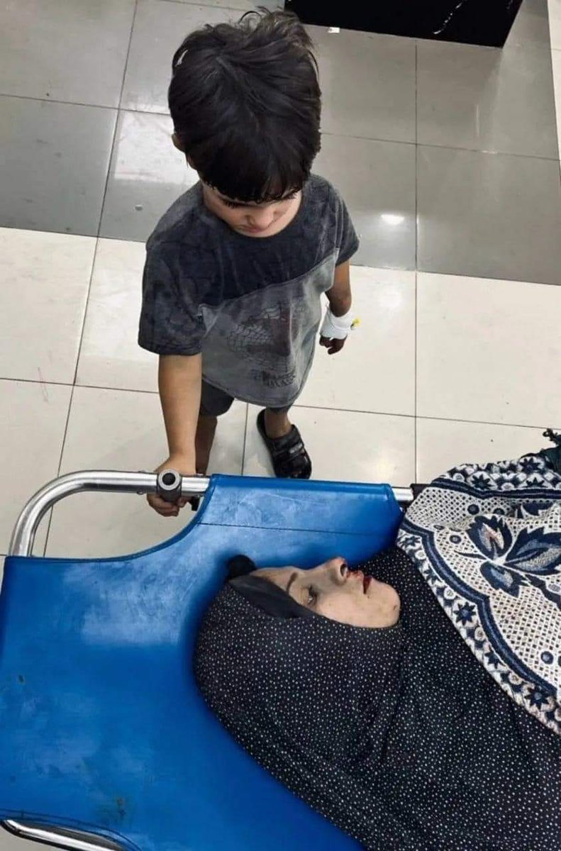 Say Goodbye for the last time 💔
Israel criminals 🤬 targeting children and women... Targeting hospitals.. Targeting innocent civilians... and the world is silent 
 🇦🇪🇦🇪🇦🇪🇦🇪🇦🇪💔