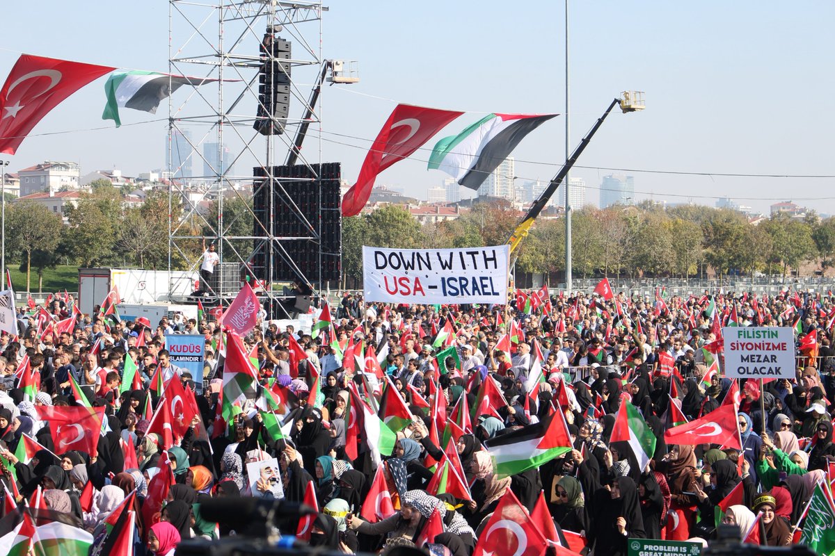 İşgale ve zulme karşı “Haklı Davamızda Filistin’in Yanındayız!” diyerek #ÖzgürFilistin Mitingi’ne katılan aziz milletimize teşekkür ediyoruz.