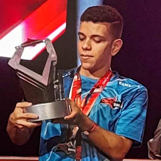 CAMPEON INVICTO CLARO GAMING 2023.
Que bonita te ves de cerca
Vienen cositas nuevas #StayTuned 
#clarord #monsterrd #clarogaming2023 
EL MEJOR TOP RD. <a href="/TMMGGS/">Team Master Mind</a> <a href="/Malazunto/">Malazunto</a>