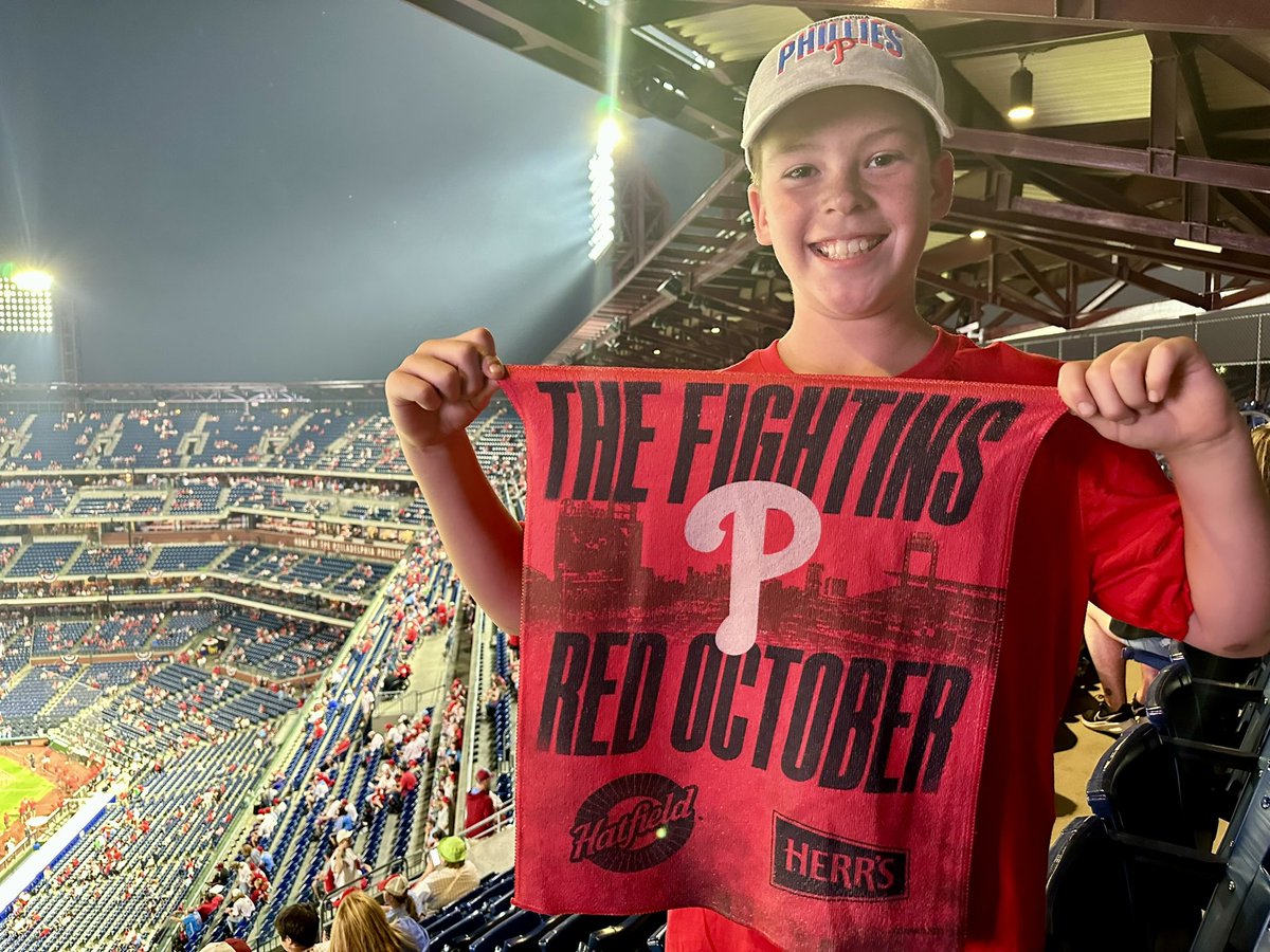 ghheadley's tweet photo. @PHLY_Phillies @ReneePwash @jelynchjr I would take my 11 yr old son! https://t.co/IUBs3ClRxn