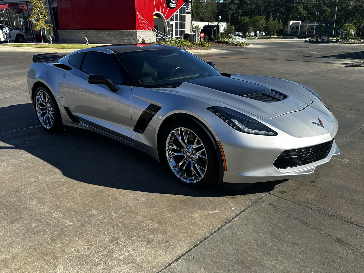 CorvetteSalvage's tweet photo. 2016 Corvette Blade Silver Metallic Z06 Automatic 1LT (clean title) 39k miles. $64,995 Call 1.888.467.8388 to purchase.
#corvette #corvetteforsale #Z06 https://t.co/XiiYwNY6ZX