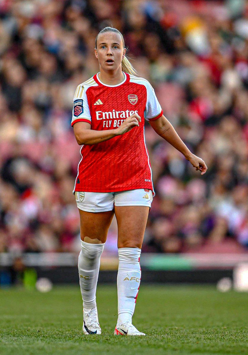 now_arsenaI's tweet photo. 🔁 88' minute: Beth Mead comes on.
🤝 92' minute: Arsenal level the game.
🅰️ 94’ minute: Beth Mead assists the winner.

It’s been a long 11 months following her ACL injury last season, but she’s back and she means business.

Beth Mead is back!😍 https://t.co/FhXqOMLjCc