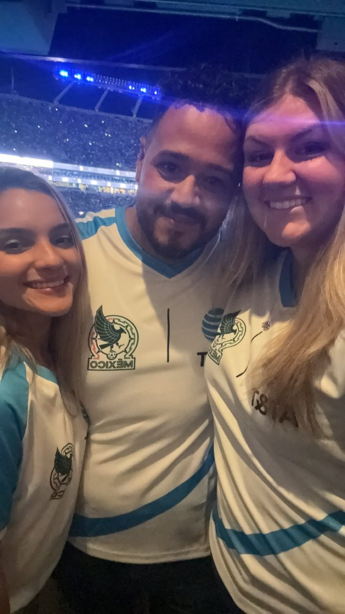 Ciarasky15's tweet photo. Hands down one of the funnest and best experience I’ve had going to the Mexico vs Ghana soccer game. I couldn’t have done it without my amazing team! We had an amazing time! ⚽️ #Bigprom #buzzcity @Julio_Cintron14 @normanJavier45_ @anacruzatt @DaFirstNetKing @VinceLeaks https://t.co/17qZfj78Hp
