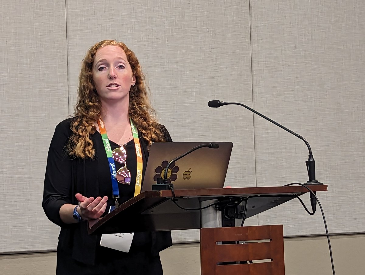 Jackie Dowling speaking at #INFORMS about how hydrogen storage can be valuable for wind and solar systems even with low round-trip efficiency.
<a href="/carnegiescience/">Carnegie Science</a> #energy #climate