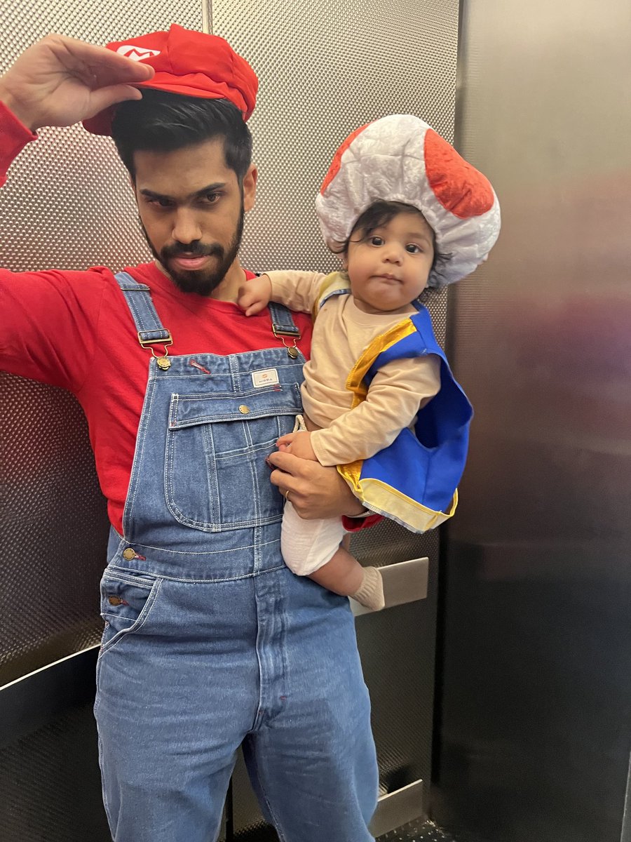 theparvision's tweet image. "Ma'am, looks like your pipes need to be cleaned." #NYCC #NYCC23 also Zen is mid saying "Ba Ba" haha