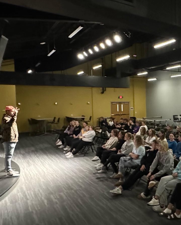 JHS_FCA's tweet photo. A huge thank you to our speaker Brandon McNace who showed us the difference between passion and presence last Thursday! We had a Q&amp;A time that was filled with questions about God as well as a moving time of student lead worship! Also, thanks to our volunteers who brought pasta! https://t.co/CN1SWEpmQV