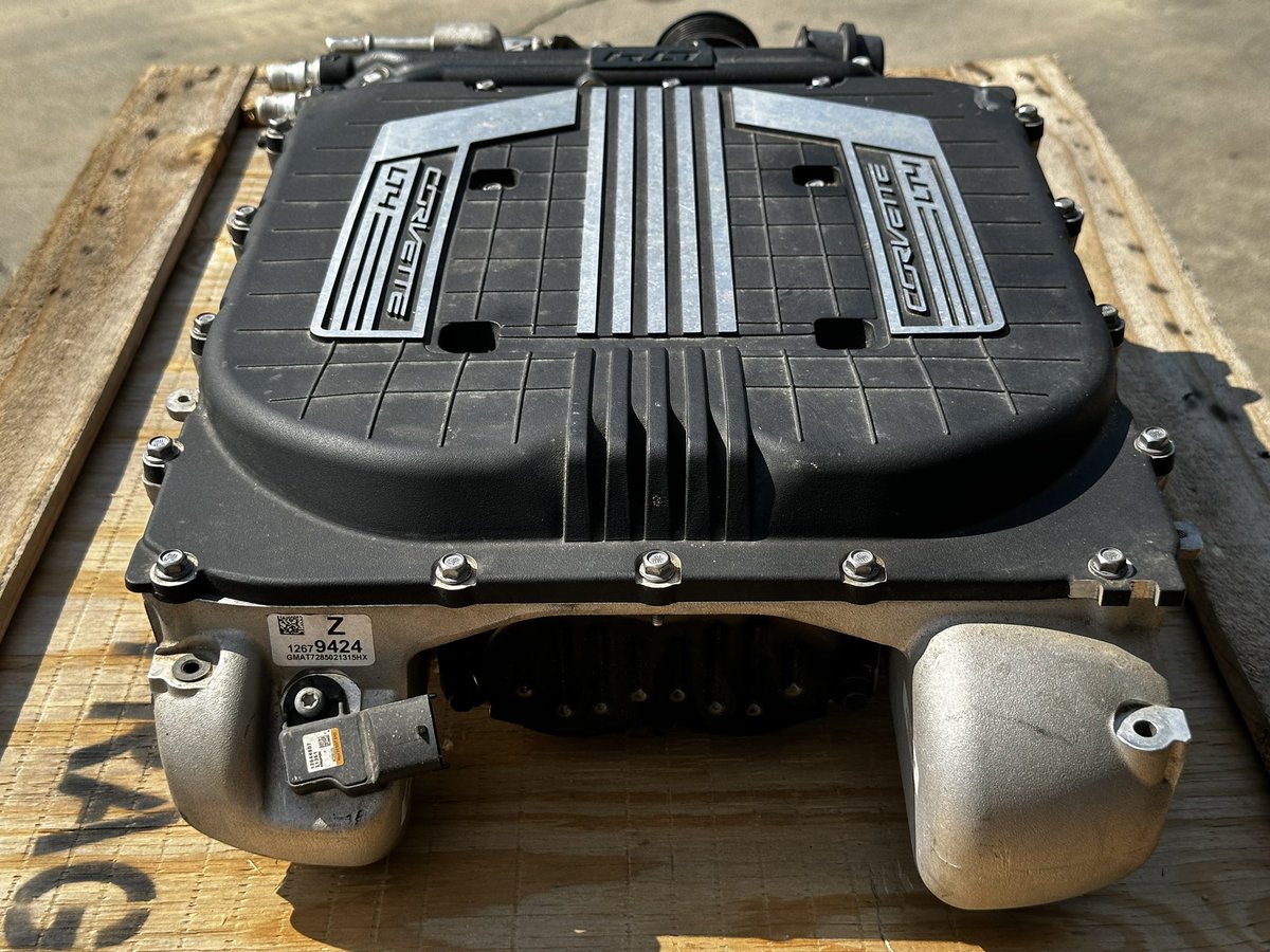 CorvetteSalvage's tweet photo. 2016 Corvette Z06 Supercharger for sale $3,000. Call 1.888.467.8388 to purchase.
#supercharger #corvetteparts #corvette https://t.co/t9TLDYXQww