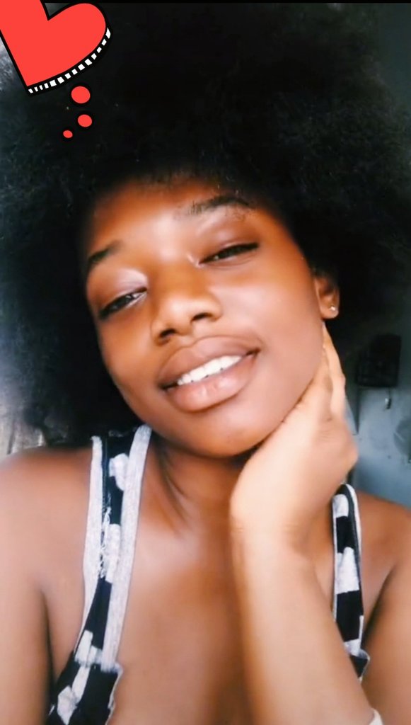 BLACK 🖤         OR      COLOURED🤍