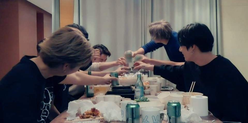 taebokkiii's tweet photo. "Shot Glass of Tears" https://t.co/ztrTsf7Nzk