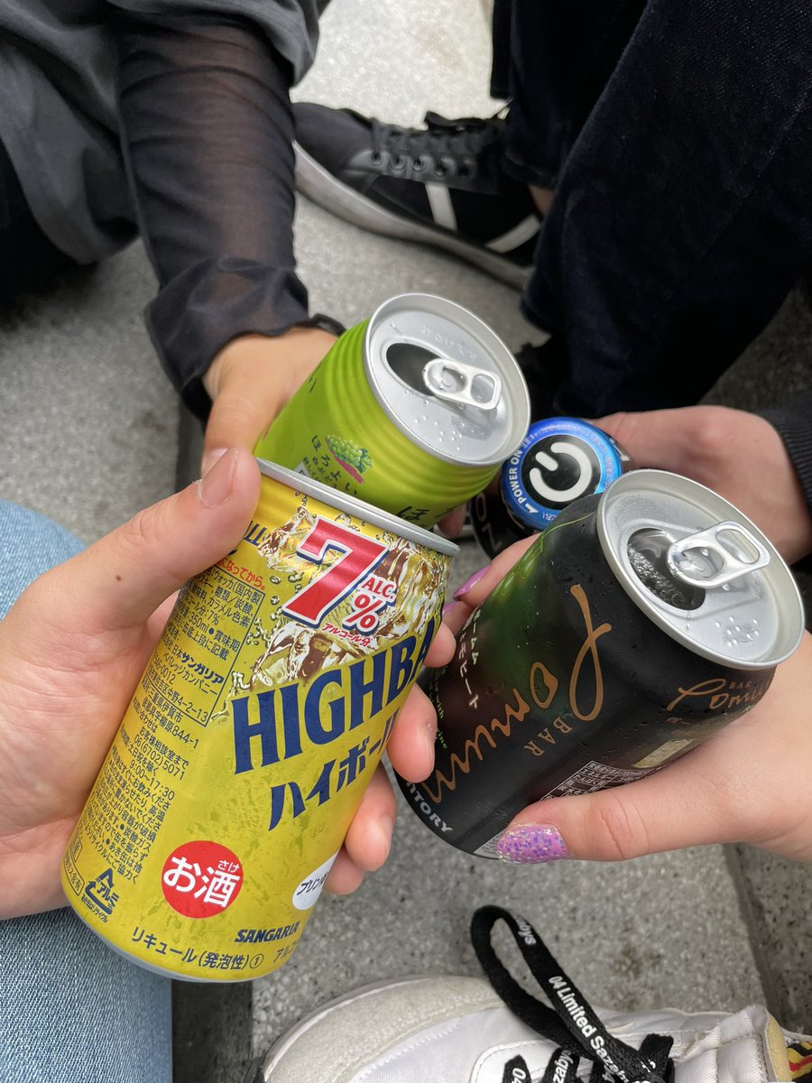 429no_to's tweet photo. Novelbrightにこれからもついていきたい
ありがとうめっちゃ言ってくれたけど俺こそありがとう😊
どんなに辛いことあってもNovelbrightがいるから乗り越えていけそう✌️
みながんばろうぜ！🔥

#choninglight https://t.co/tvuMSn19DZ