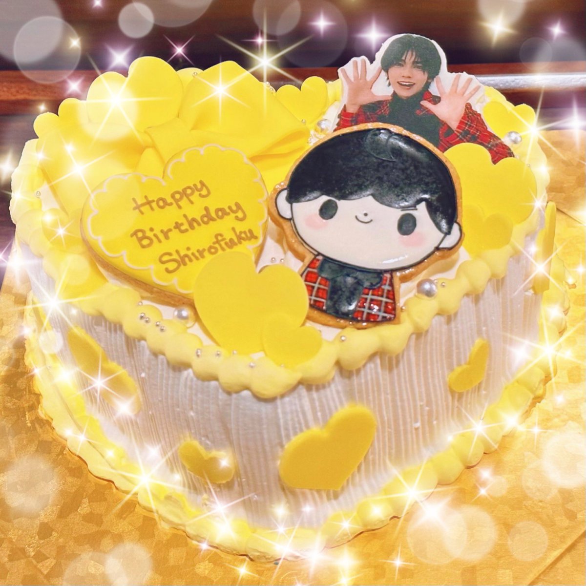 SA02a15YA's tweet photo. 最高最強最愛で最推しの白服さん
お誕生日おめでとうございます

今年のお誕生日がこれまでとこれからの中で1番であって欲しいなと思います
#白服聖誕
#白服聖誕2023
#白服聖誕祭2023
#かわいいねしろふくさん https://t.co/JNfrq8mD8a