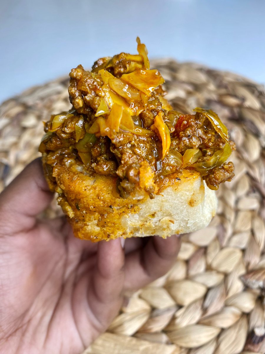 neo_sukude's tweet photo. Cabbage &amp; mince with ujeqe. 
Happy Sunday 🥬🫶🏾 https://t.co/IFpfweIape