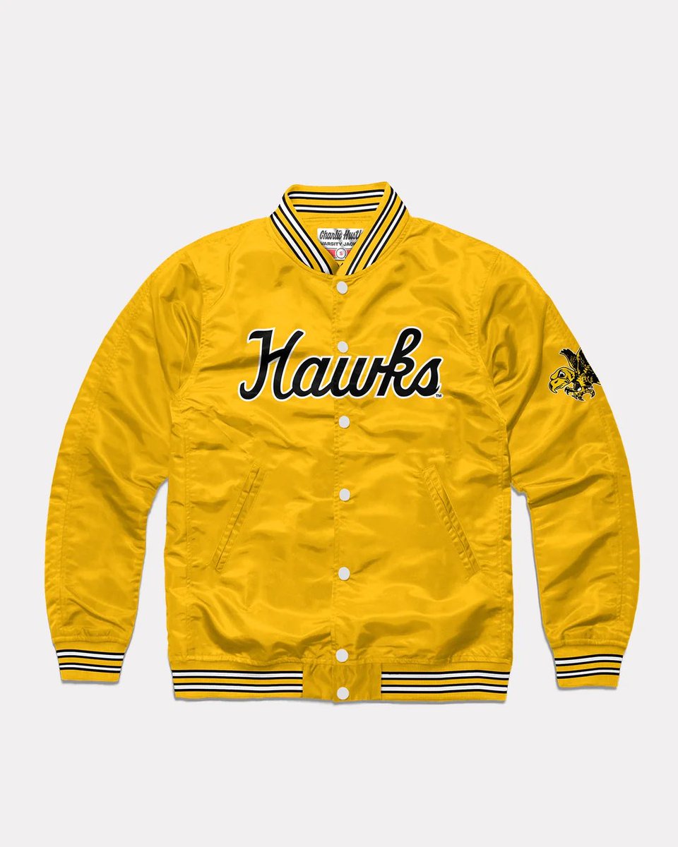 CharlieHustleCo's tweet photo. You say Hawkeyes, I say new varsity jacket. 🏆💛🏈  #Hawkeyes https://t.co/gjXsUnBe2z https://t.co/i5Z4u6wWCV