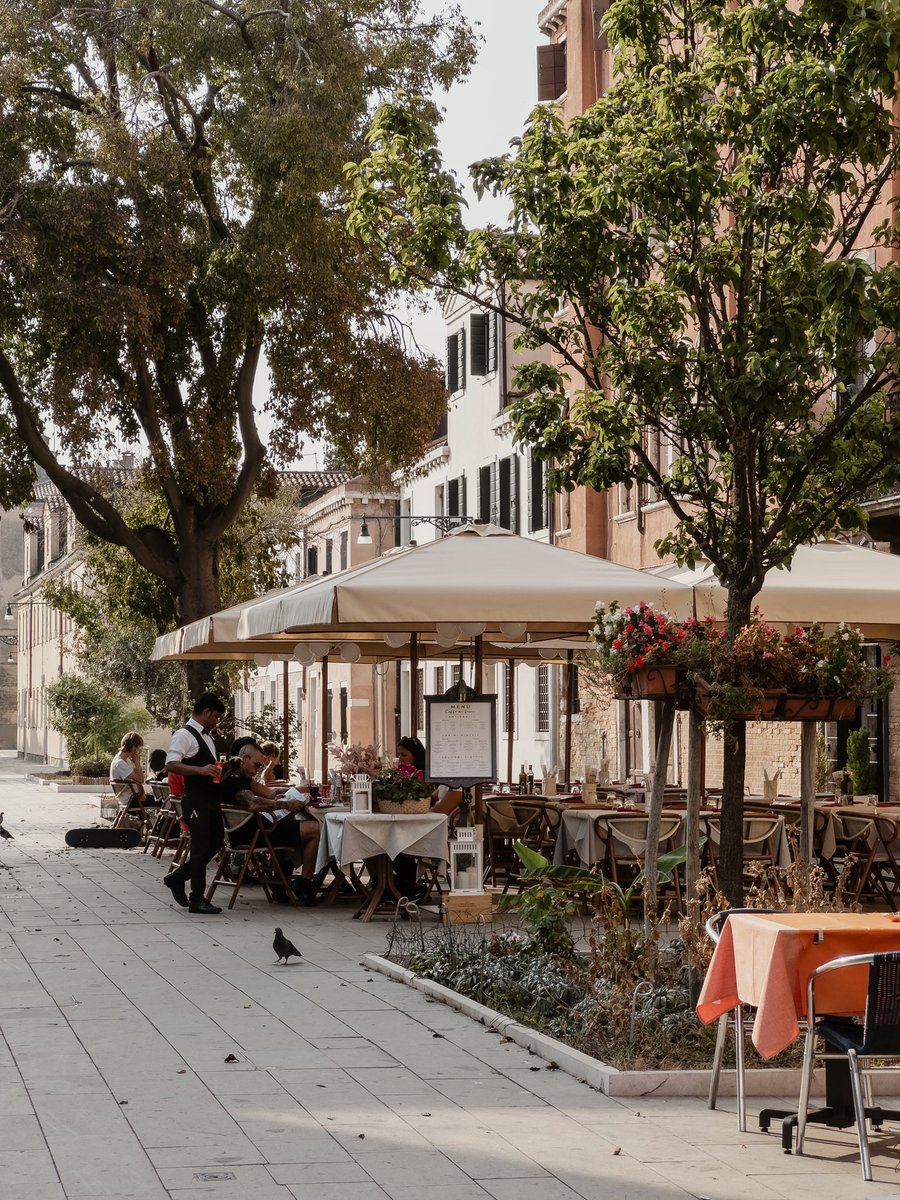 Valentin Bach tweet media