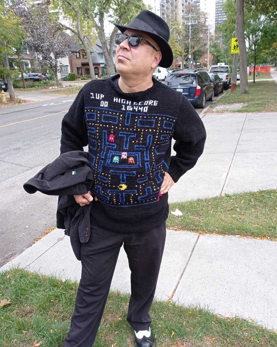 zoltandulac's tweet photo. Game Over. A new creation by my wife (killerkitsch13 on Instagram)

#pacman #retrovideogames #8bit #8bitvideogames #8bitvintage #namco #namcobandai #namcobandaigames #knitting https://t.co/S0aKf8PCRf