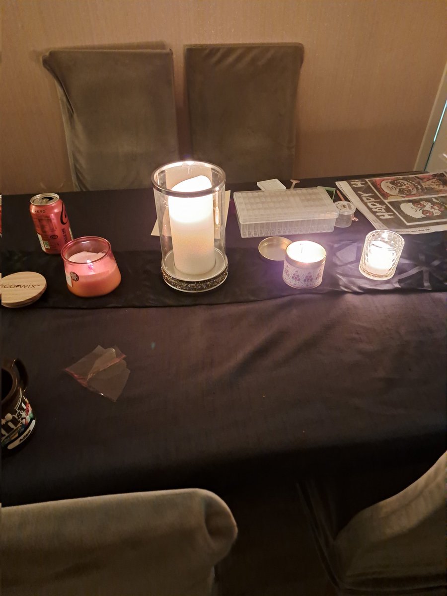 Lea_Baker's tweet photo. #WaveOfLight2023 ❤️❤️❤️❤️ My forever sleeping princess Lauren 🥰🥰🥰🥰 https://t.co/V3vZ3oDC1T