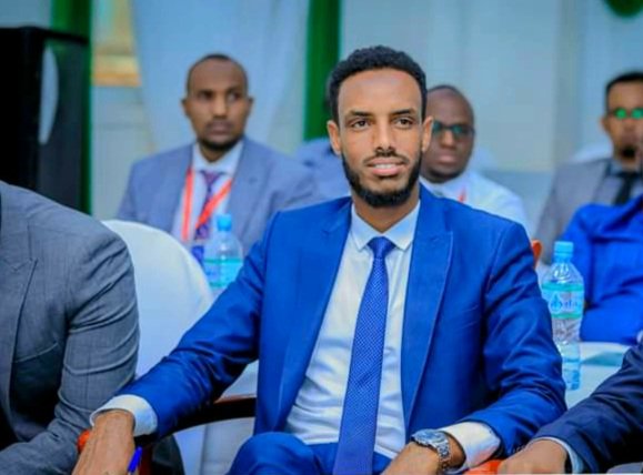 Dhimbiiil's tweet photo. Today we have concluded the Somaliland National #Economic_Forum which continued for the last teo day's at @AmbassadorHotel. This conference was analyzed different panel discussions, researches and other fruitfull speeches related to the forum. https://t.co/EMhDcEFIRm