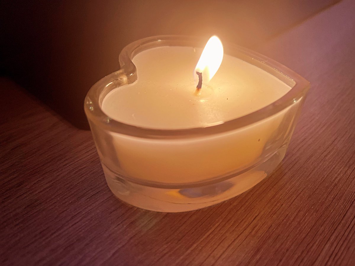 For our baby we lost in 2017 and for all families who have been through the heartbreak of losing a baby ❤️🕯️ #waveoflight2023