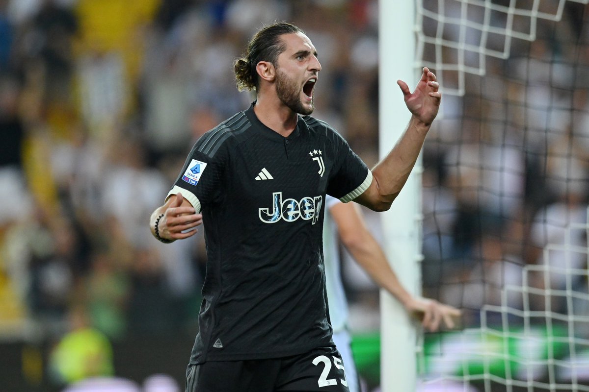 FabrizioRomano's tweet photo. 🇫🇷 Adrien Rabiot on contract expiring in June 2024: “We will see what happens but I’m vedy happy with my situation at Juventus and France, that’s crucial”.

“I decided to stay last summer as I feel very good at Juventus, it was also key for the Euros”, told Telefoot. https://t.co/YQnFBvB2X9
