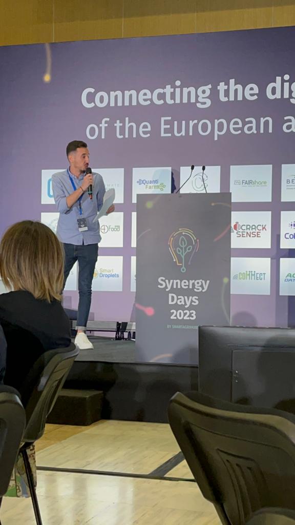 Chameleon_HEU's tweet image. #CHAMELEON joined the #SynergyDaysConference in Thessaloniki 🏛 from October 4-5, 2023, a conference that brought together digital innovators of the European agri-food sector
We are grateful to @SmartAgriHubs for hosting this event that united EU agri-food digital innovators