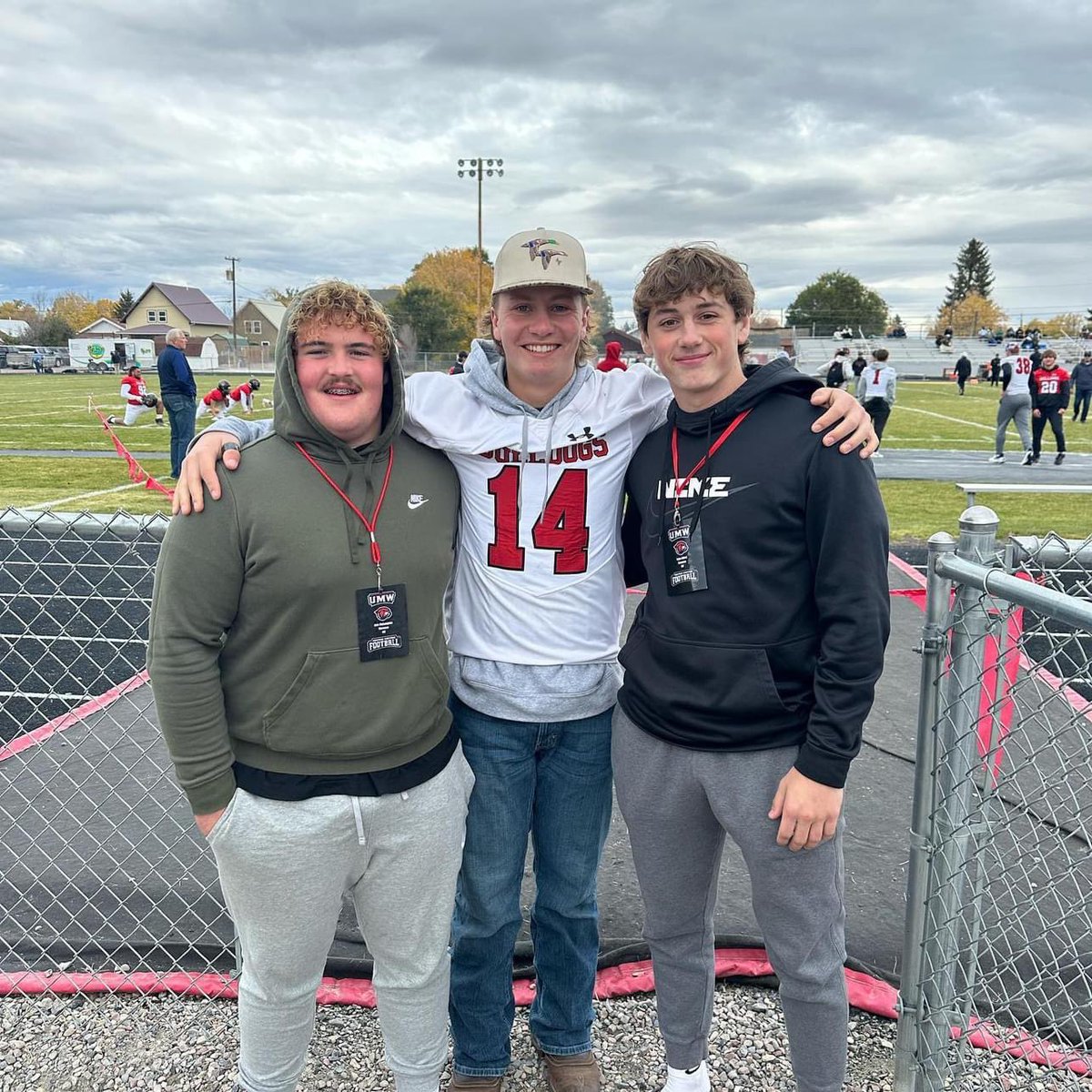 66mclaughlin's tweet photo. Great gameday experience in Dillon this week, thanks @Coach_Martello @CoachRamsey406 @CoachNourse_UMW for having me over. Great seeing my guy @ryanwint9 https://t.co/R7LLHQK0te