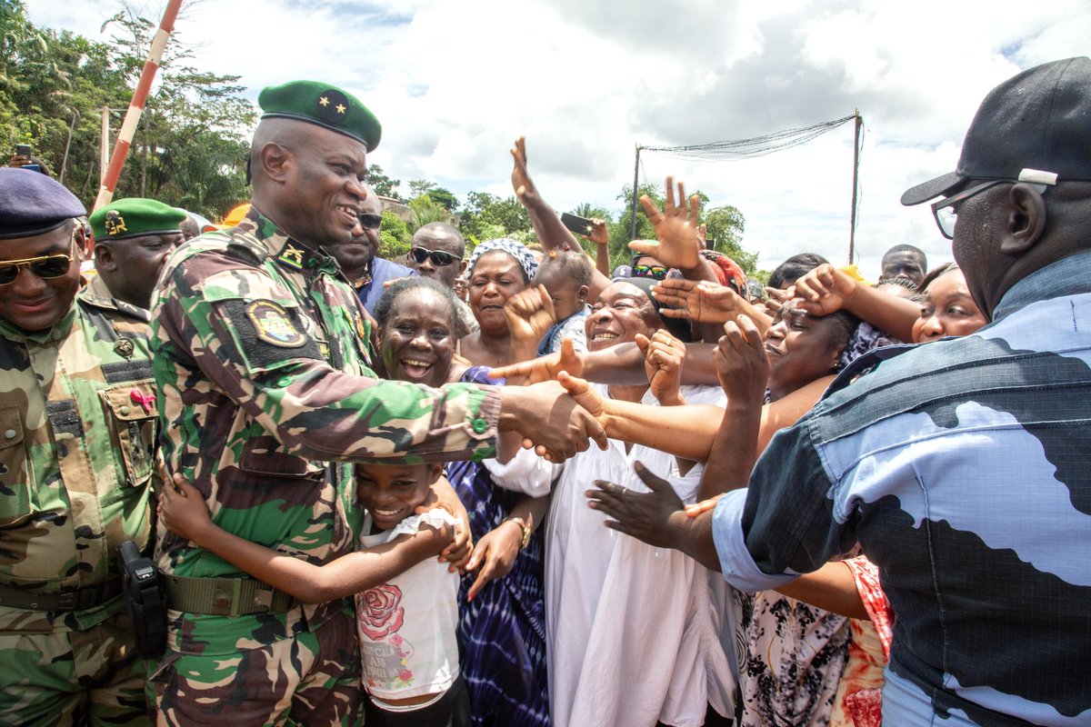 Brice Clotaire Oligui Nguema tweet media