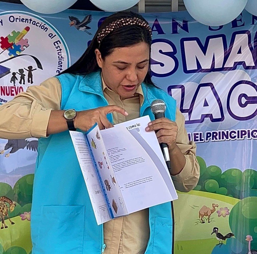 auraisabelgs's tweet photo. Alirio Mora tiene un liderazgo potente en favor de la niñez a través de María Elicenia, a ella y a cada niño mil gracias por la invitación a su programa ‘Las maravillas de la creación’.

Al final, los padres, sin que se los pidiera, se sumaron a mi campaña.

Solo gratitud. https://t.co/ugbX2Ikmx4