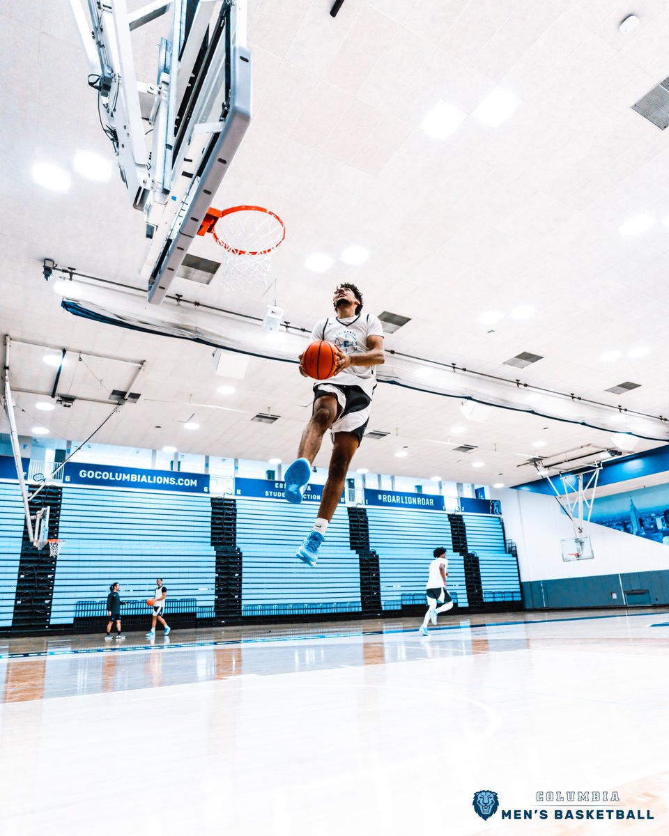 CULionsMBB's tweet photo. Get off that rim!

#OnlyHere #RoarLionRoar https://t.co/NpiygaedQF