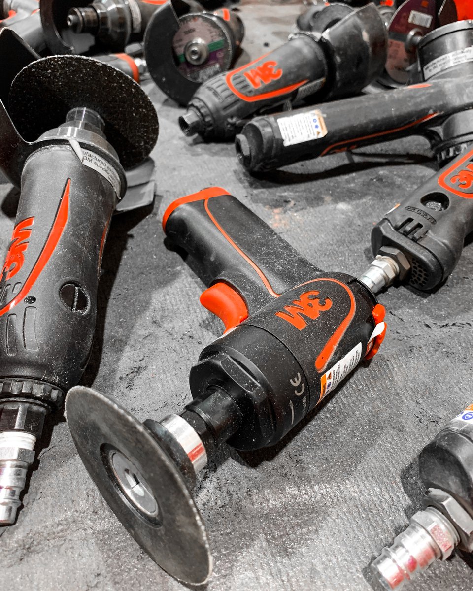 Power up your repairs with body repair tools from 3M. 💥💪 Check out this link to see all our tool offerings: go.3M.com/4Sud #3mcollision #collisionrepair