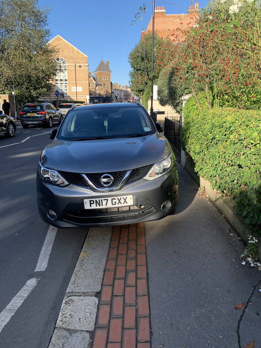 Classic <a href="/YPLAC/">You Park Like a C***</a> in Church Road this arvo: on the pavement and the crossing zig-zags and not a hazard light to be seen. Thank goodness they’d folded their mirrors…
<a href="/cpneighbours/">cpneighbours</a> <a href="/AucklandRoadSBS/">AucklandRoadSBS</a>