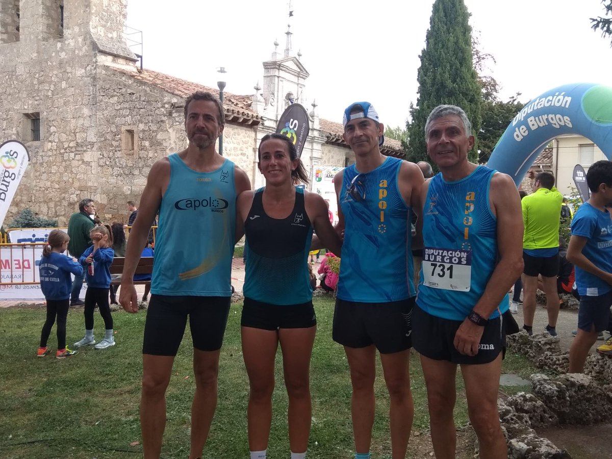 ApoloAtletismo's tweet photo. Domingo 15 de octubre, #CarreradelaAmistad en Villacienzo, final del trofeo Diputación, con una temperatura y ambiente excepcional...
Apolo fue un equipo más en la fiesta del correr por correr, la carrera de Carmelo  y homenaje a Fabián Roncero.
Se recordó a Félix Novoa. https://t.co/vgsY3jmgdL