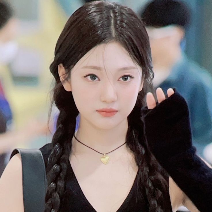 achmirels's tweet photo. @holothera 𝑒͟𝑖͟𝑟͟𝑒͟𝑛͟𝑒

makasih 2 minggu nya holopals! seneng banget bisa ketemu kalian semua! alessia disini aja ya, nggak kemana-mana! kalau berkenan akun nya di follow dan tetep mau temenan, retweet aja yaa. 🥺🌷 https://t.co/SLzm5cYqSV