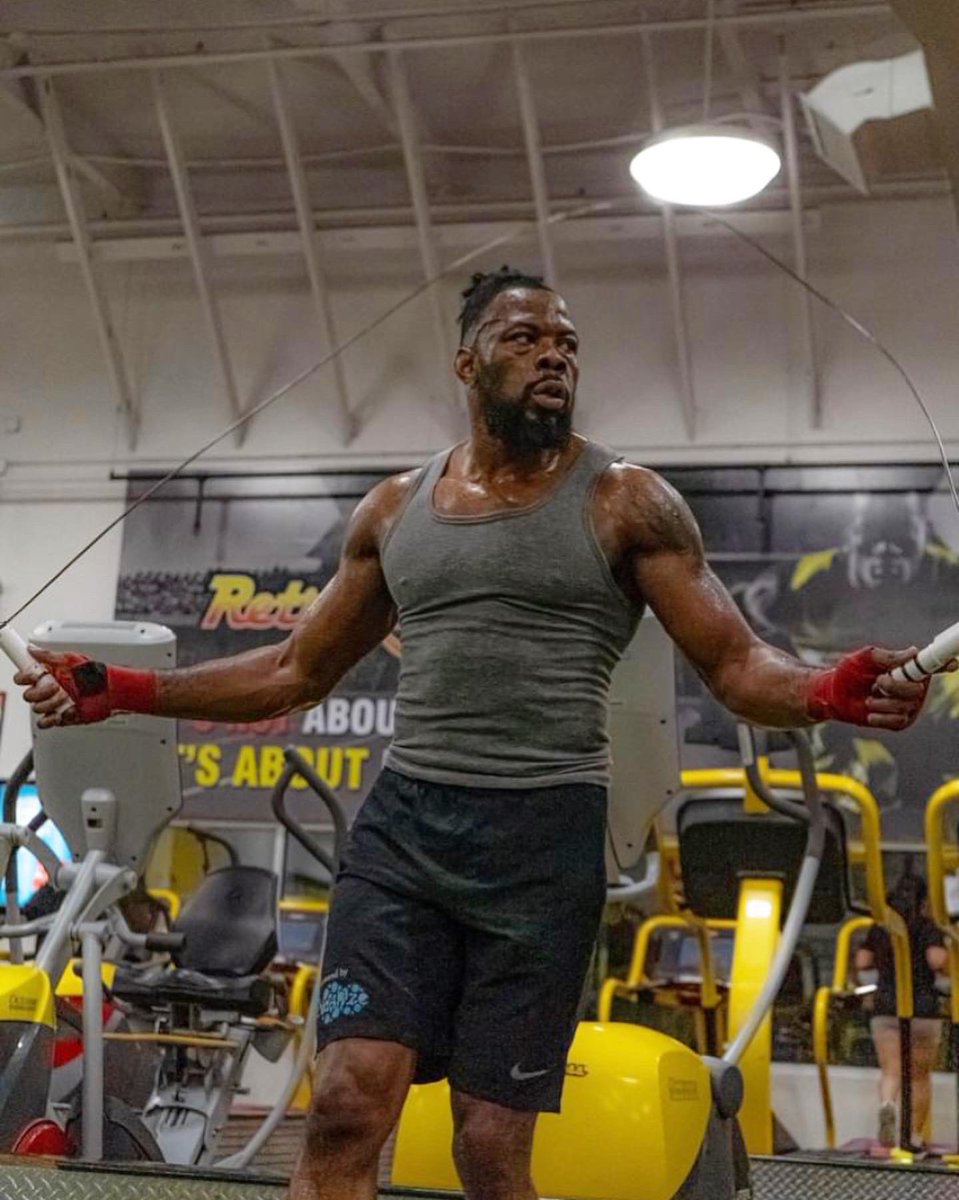 HolyWarAngelMMA's tweet photo. Cardio, cardio, cardio 😤 https://t.co/Ow5aBHdYHt