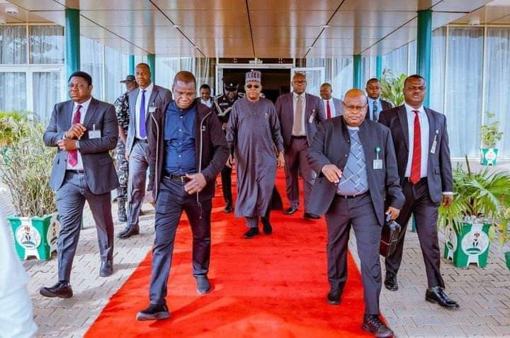 kapital929's tweet image. Photo News: Vice  President Kashim Shettima to 
represent President Bola Tinubu at the 3rd Belt And Road Initiative Forum For International Cooperation In Beijing, China.

#vpks/#china/#roadinitiative #kfm929/#StateHousePressRelease/Glazers/Wizkid/#SundayService/#HamasTerrorist