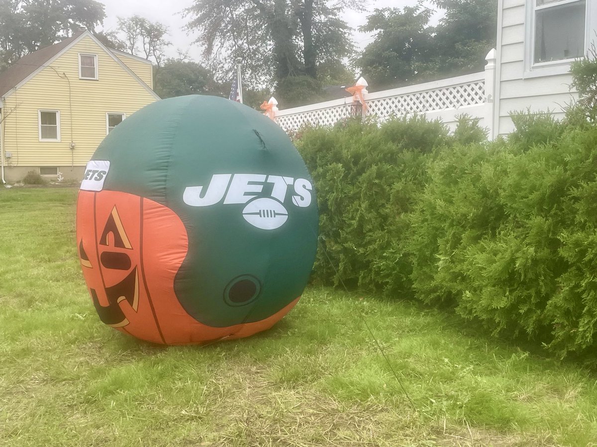 beachaholic823's tweet photo. #JETS
#JETREADY
#DOODLELOVE
#NYJETS
@ZachWilson
@nyjets https://t.co/LrFqIvBlyz