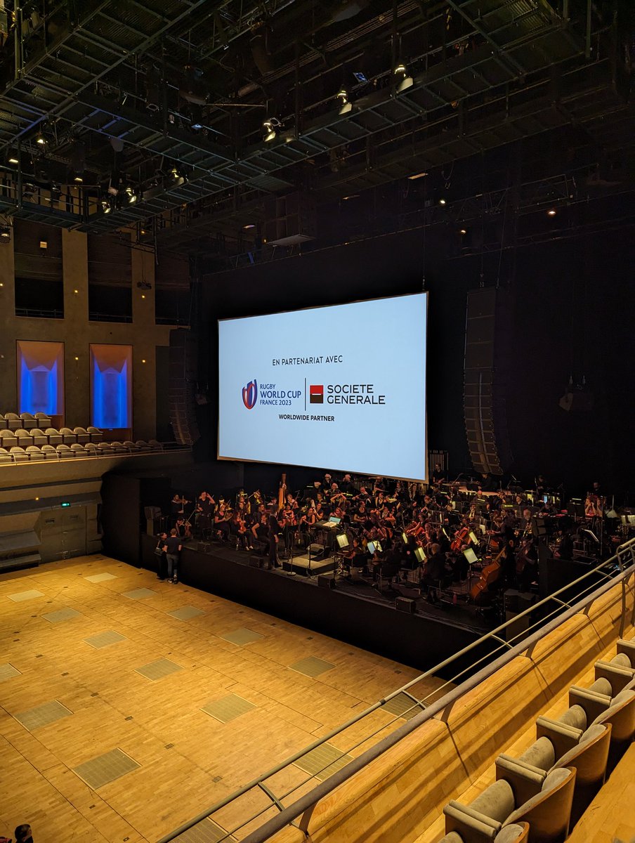 Varron's tweet photo. Voir #ENGvsFIJ à la Cité de la Musique en mode #MatchConcert ... Une expérience fabuleuse ! https://t.co/FT8XhaB26Y
