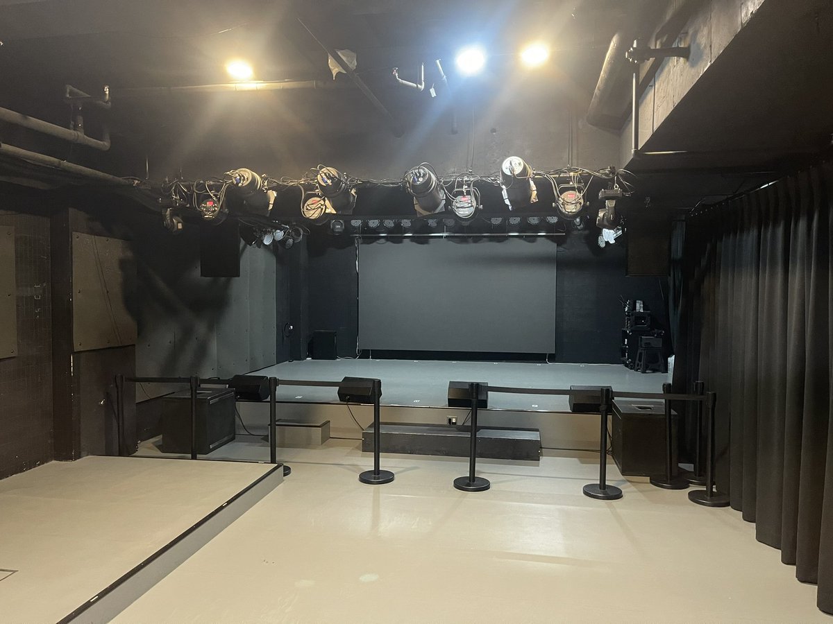 hiroki_Cyg's tweet photo. FJ theaterでのLIVEお越しいたいた皆さんありがとうございました！

good-by FJ theater🎤 https://t.co/dpTJOuU1cd