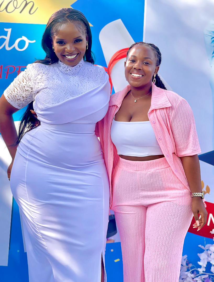 Christine Nampeera💎 tweet media