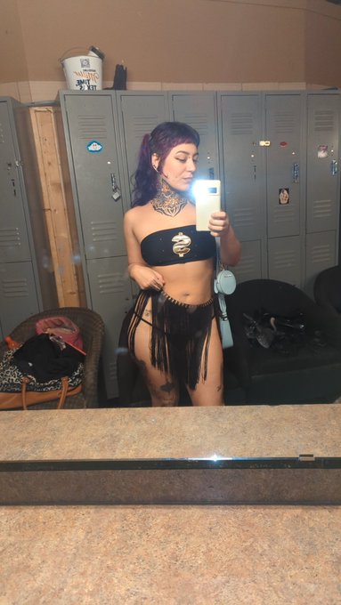 Good morning to give  Wallets approach https://t.co/yAart0eS2k