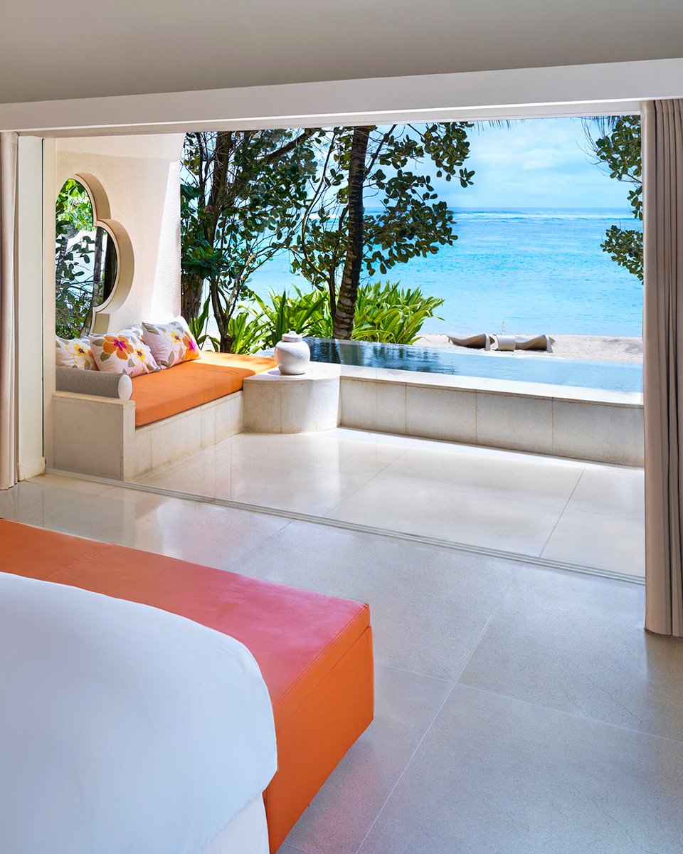 SeeMauritius's tweet photo. Want sweeping ocean views?

We have selected some of the best rooms with a view in the south of Mauritius.

📸: 1. @heritage_letelfair 2. @sofitelmauritiuslimperial 3. @anantaraikomauritius 4. @heritage_awali on IG

#hotelstay #roomviews #mauritiusnow #FeelOurIslandEnergy https://t.co/5OBG41PUlJ