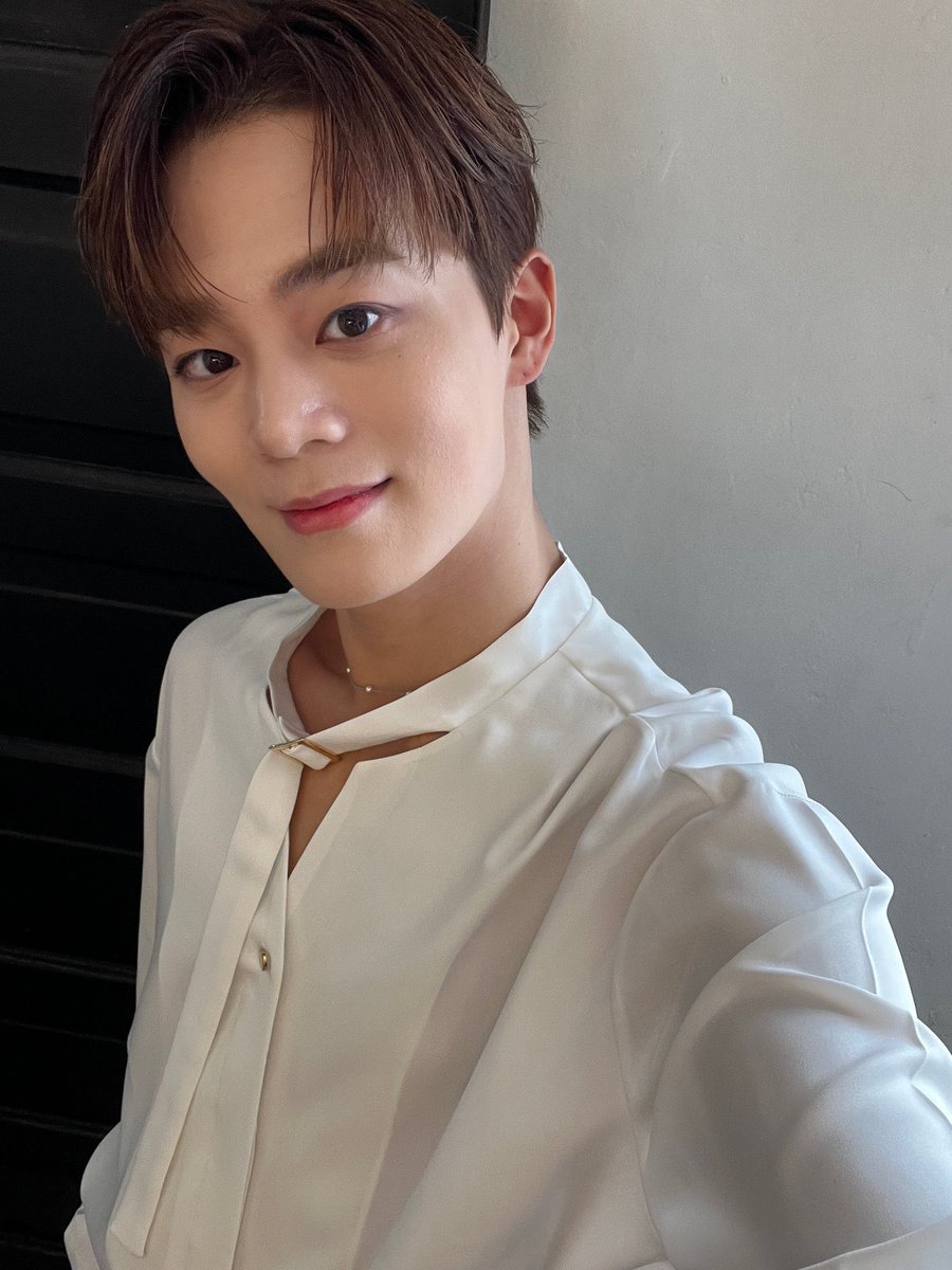 FELIZ CUMPLE ONCITO DE MI CORAZON, ERES EL MEJOR EN EL MUNDO MUNDIAL TE AMO TANTO GRACIAS POR HAXER MI DIA MAS FELIZ CON TUS MENSAJITOS EN WEVERSE, ERES EL MEJOR RAPERO Y BAILAR Q CONOZCO TE AMO MUCHO Y SIEMPRE LO HARE 💕

#TFN #티에프앤 #ON #온
#HAPPY_ON_DAY