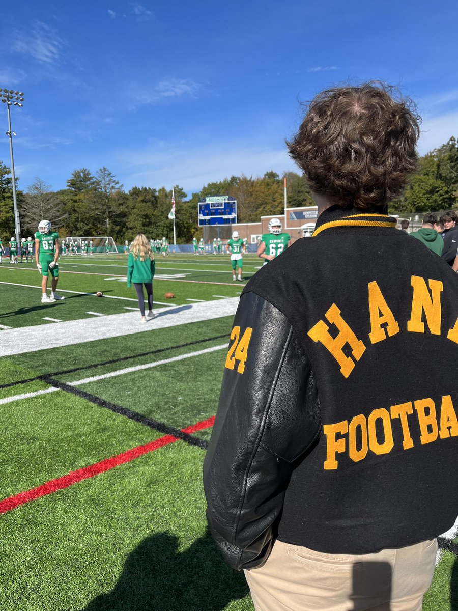 BradyCorsello's tweet photo. Incredible win @EndicottFB yesterday!  Had and awesome time! Loved the energy!! Thank you to @_CoachRossi and @CoachPopino for the invite and the time yesterday. Great to meet @mike2obrien. Hope to be up again soon!
@ErikBecker42 @HandTigersFB @CoachMcGonagle https://t.co/FQRiOBppWN