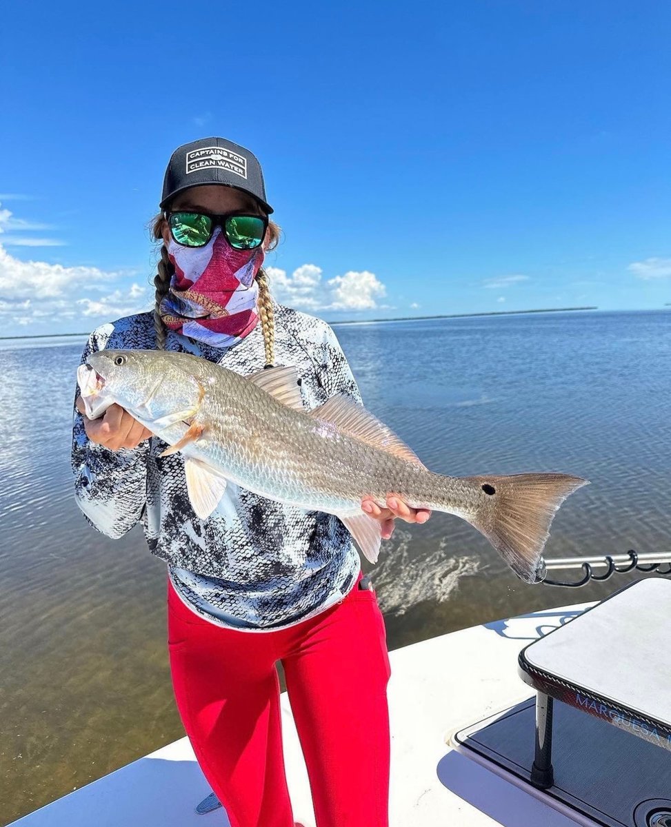 #reelgirlsfish 🎣🔥 

Florida #LadyAnglers, send us your photos via DM on Facebook or Instagram for a chance to be featured EVERY MONTH!