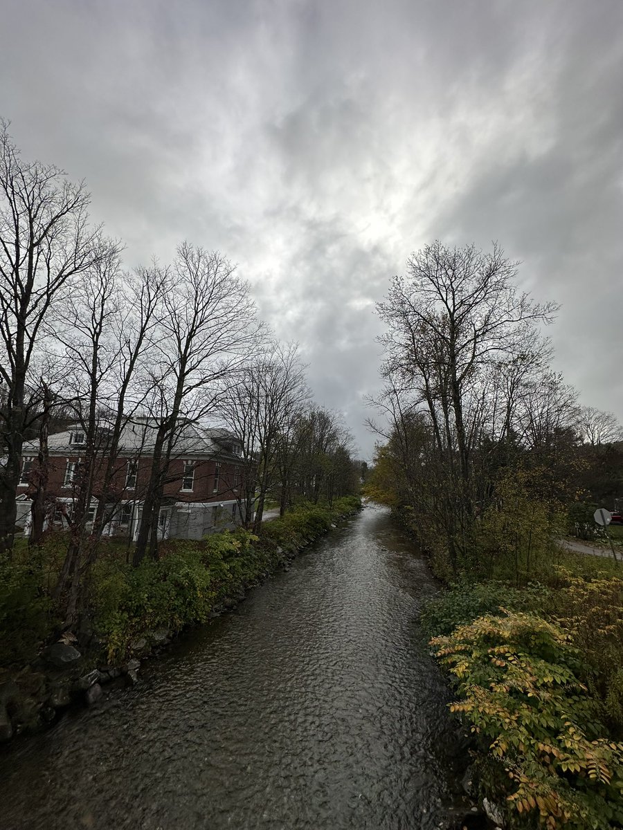 metallidan's tweet photo. Lincoln 10/10 could live here. #VT251 https://t.co/OuiMlBjSLs