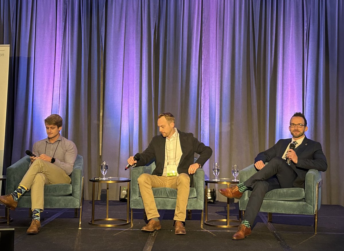 Had a great time at #PainAB2023 this weekend. Was nice to wear my pain hat at a conference for the first time in a while. Enjoyed presenting with these guys <a href="/samuelparmiter/">Sam Parmiter</a> <a href="/EricJLandry/">Eric Landry</a>. 

Lots of fantastic sessions this weekend, great job <a href="/Alberta_Pain/">Pain Society of Alberta</a>!