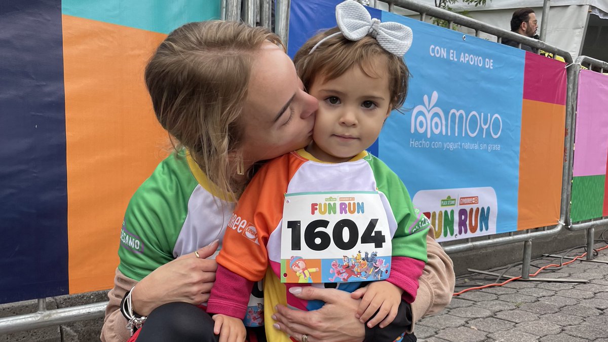 PlazaSesamo's tweet photo. Esto fue un poquito de lo que se vivió el día de hoy 🏃♀️🏃🏅🏃♀️ #FunRun #PlazaSésamo #gymboree https://t.co/KMnbogweGQ
