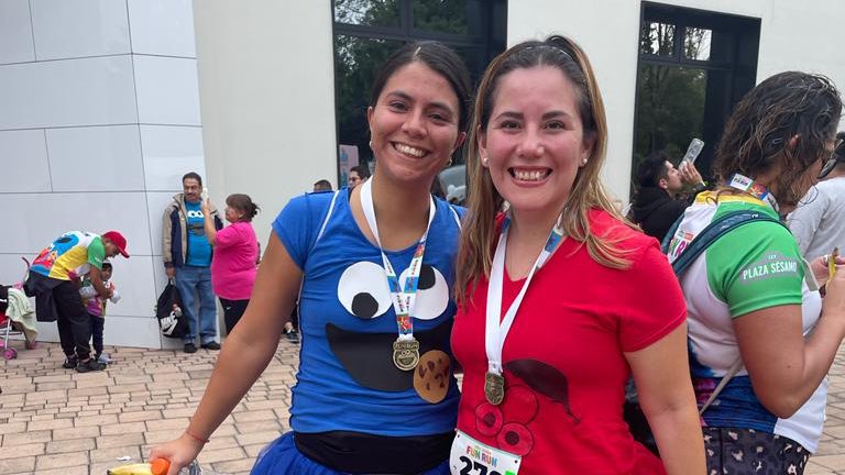 PlazaSesamo's tweet photo. Esto fue un poquito de lo que se vivió el día de hoy 🏃♀️🏃🏅🏃♀️ #FunRun #PlazaSésamo #gymboree https://t.co/KMnbogweGQ