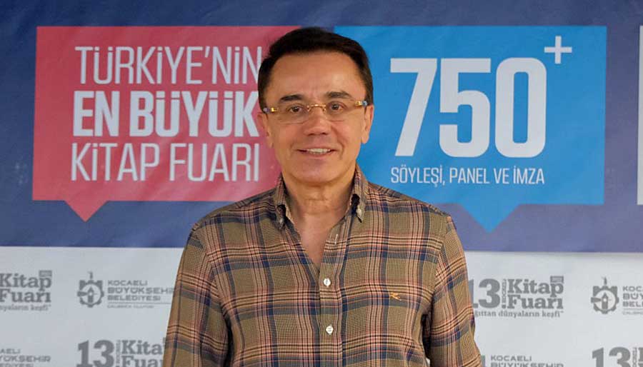 Dr. Ender Saraç: D vitamini en önemli ilaç: Kocaeli Kitap Fuarı’na konuk olan Dr. Ender Saraç, sağlık konusunda okuyucularına önemli bilgiler verdi Türkiye’de kitap fuarcılığı alanında örnek gösterilen ve bu yıl 13’üncü kez… 

The post Dr. Ender Saraç:… dlvr.it/SxTJkF